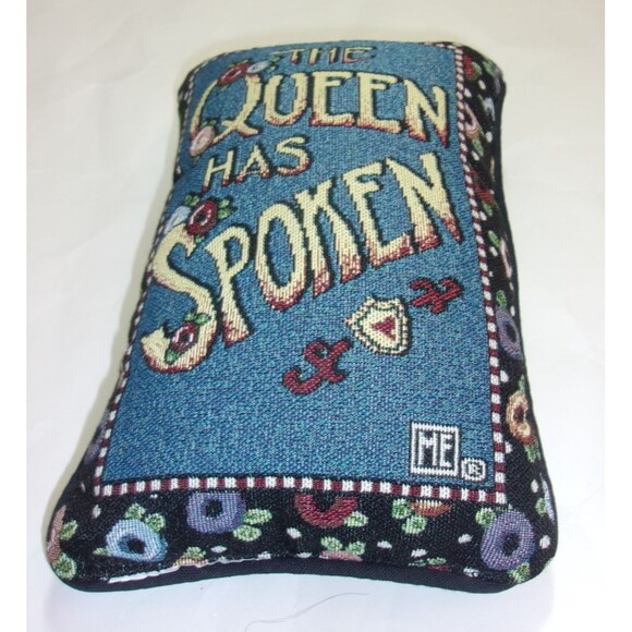 Mary Engelbreit The Queen Has Spoken Pillow 12.5 X 8.5 - Picture 1 of 4